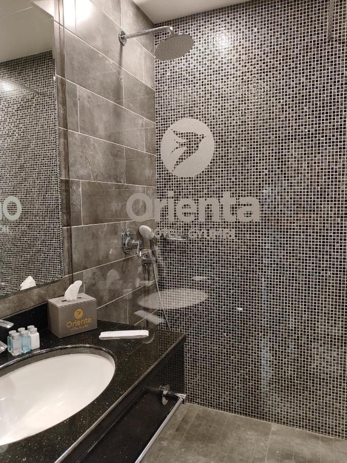 Orienta Hotel Gyumri Ngoại thất bức ảnh