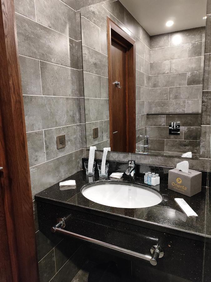 Orienta Hotel Gyumri Ngoại thất bức ảnh