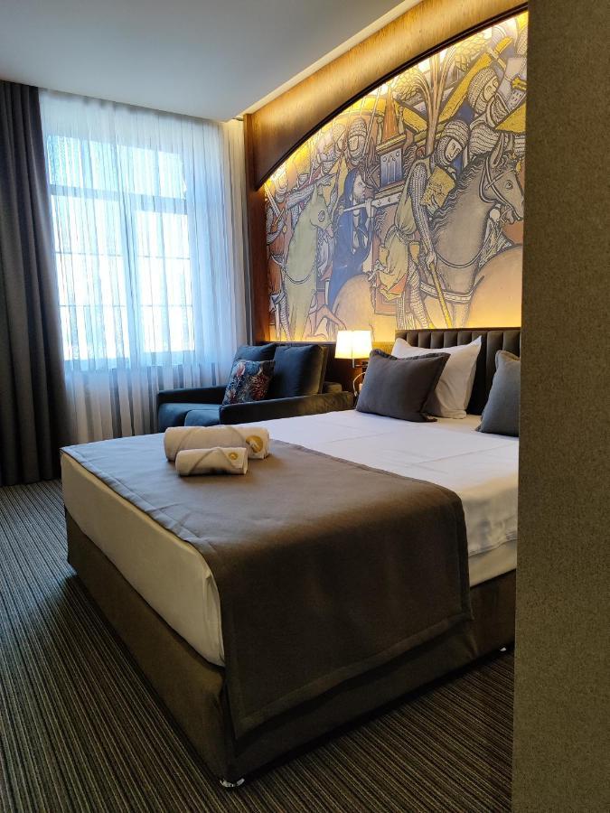 Orienta Hotel Gyumri Ngoại thất bức ảnh