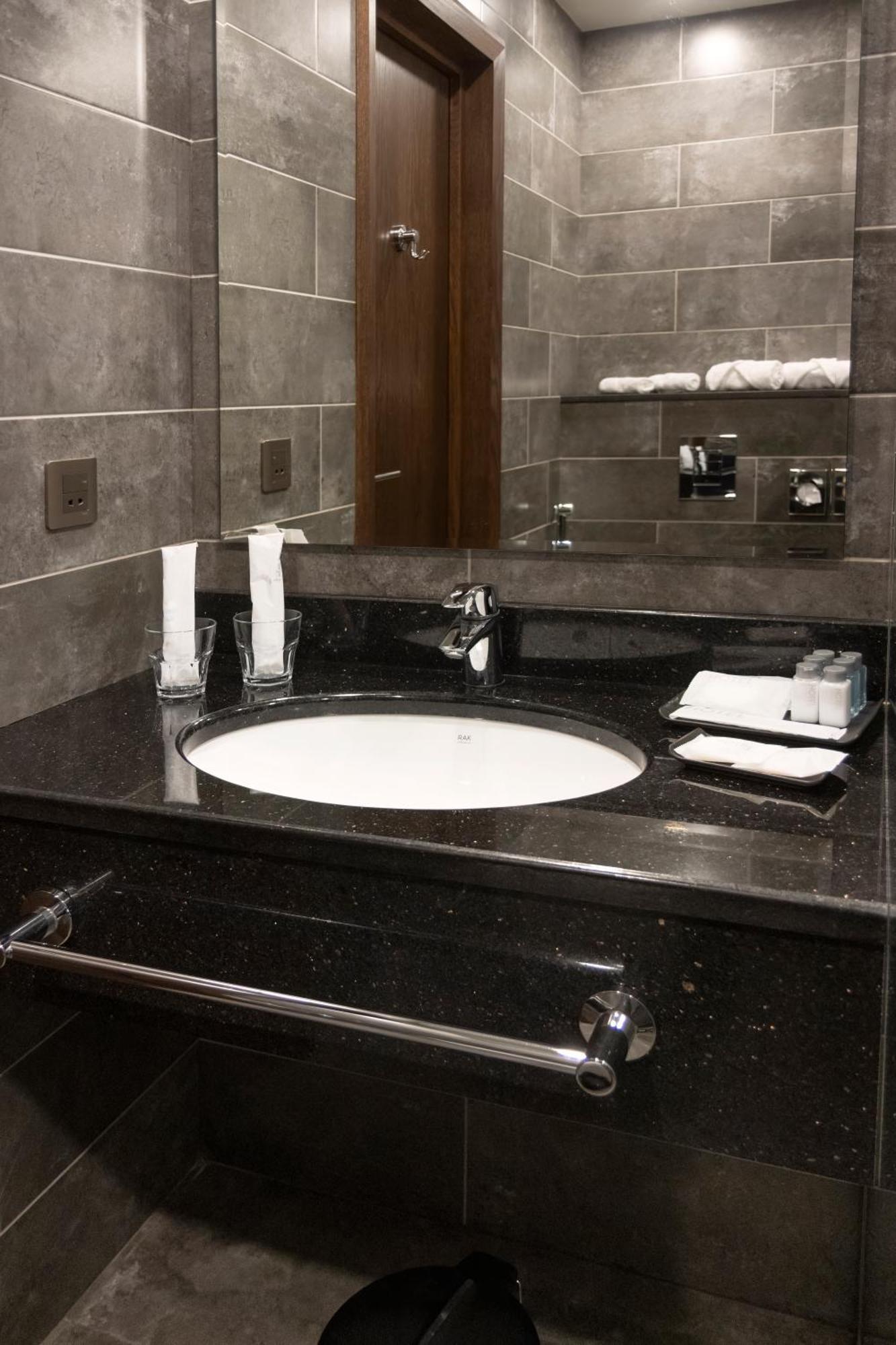 Orienta Hotel Gyumri Ngoại thất bức ảnh