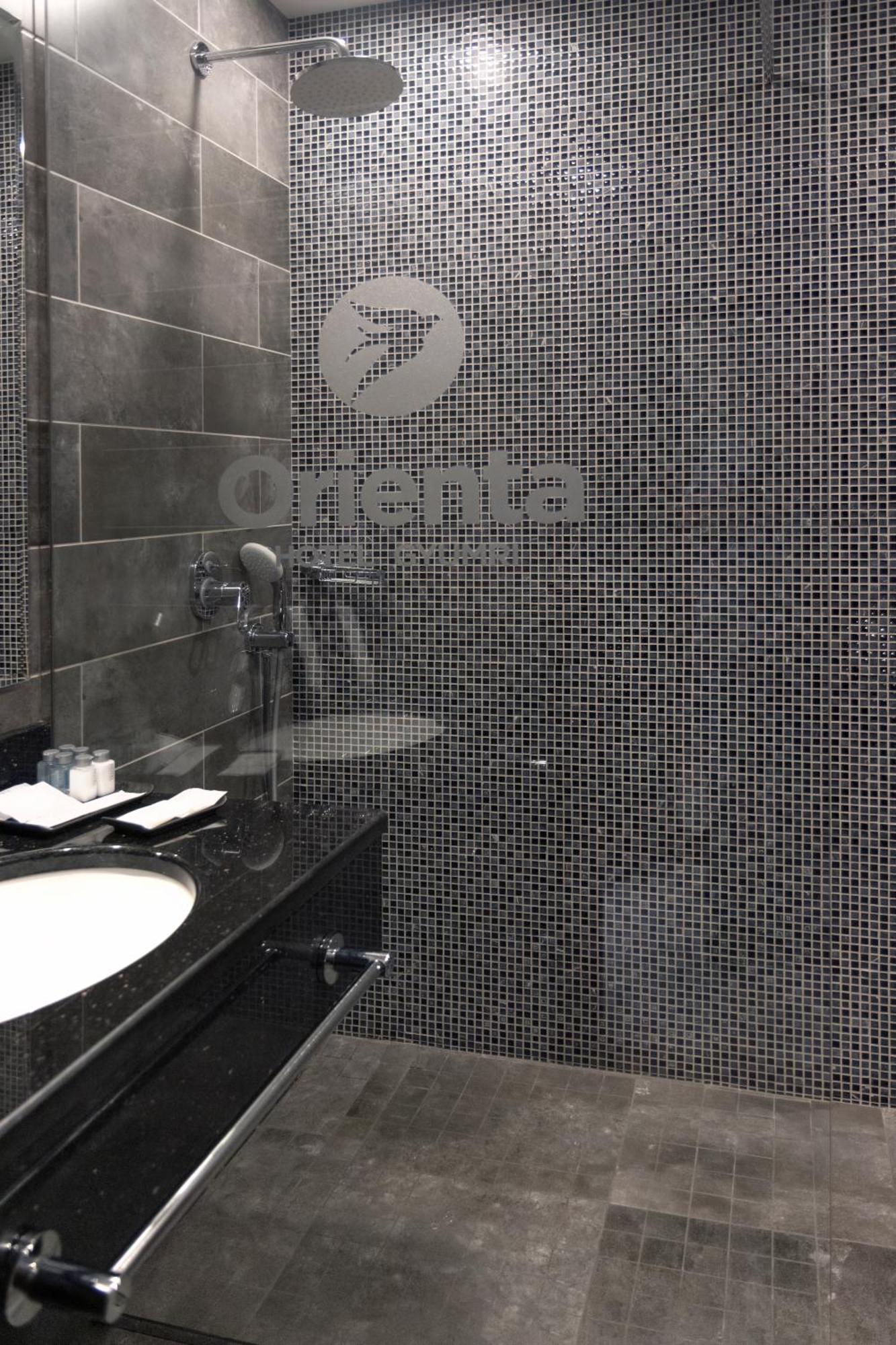 Orienta Hotel Gyumri Ngoại thất bức ảnh