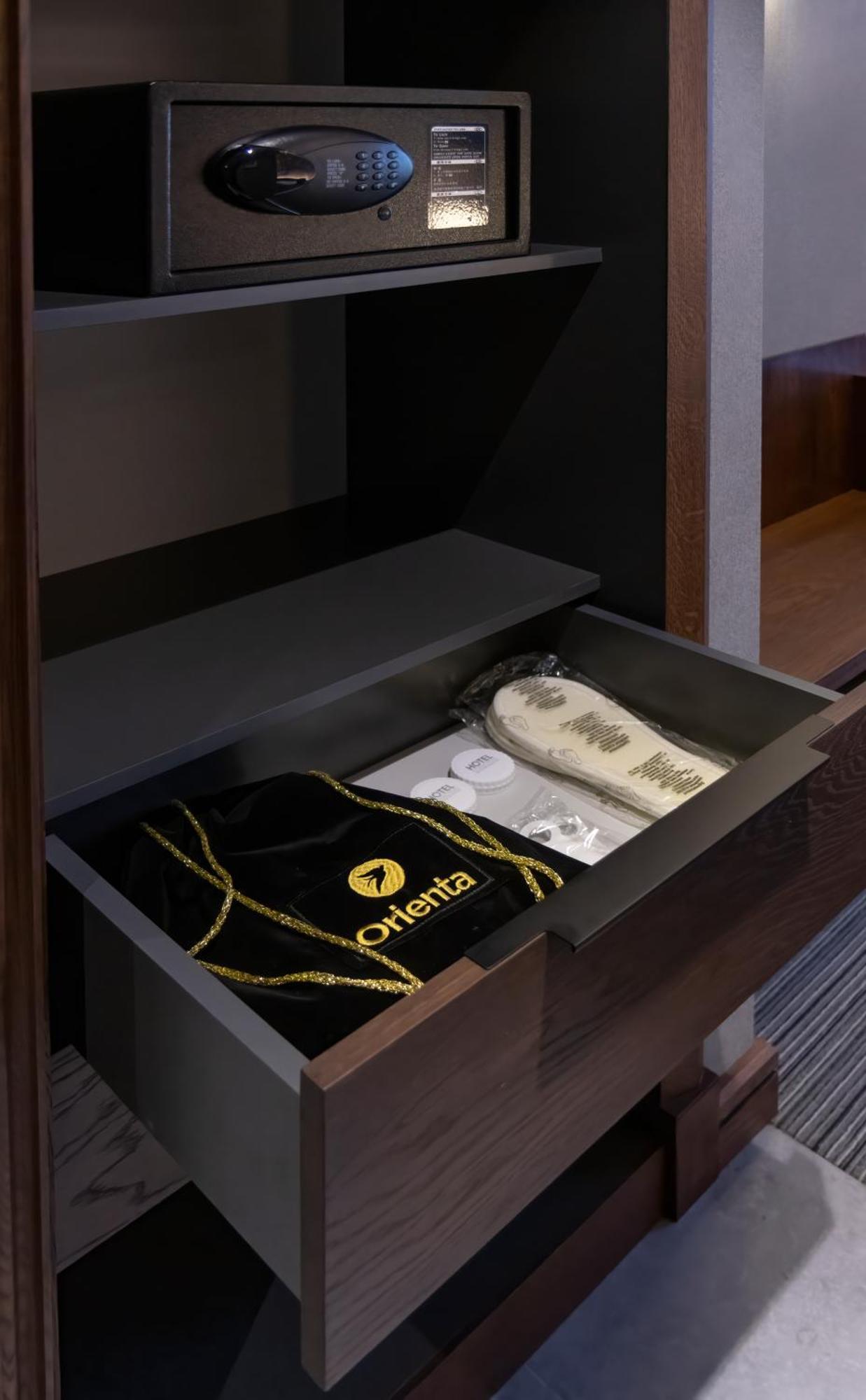 Orienta Hotel Gyumri Ngoại thất bức ảnh